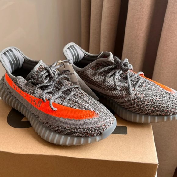 Yeezy boost 350 V2